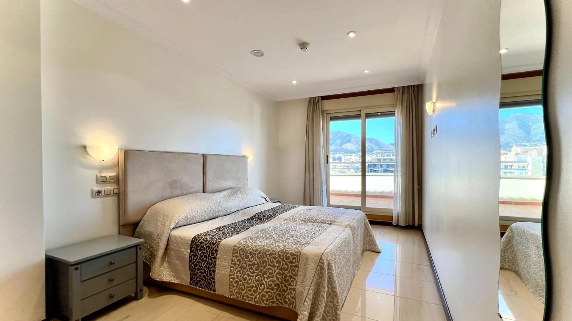 Mediterraneo Real Beach And Pool Penthouse Fuengirola Spain